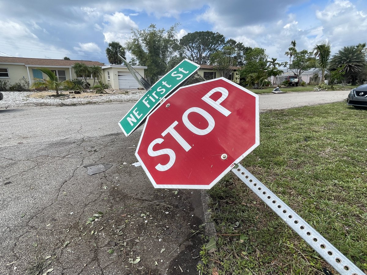 CONFIRMED TORNADO: @NWSMelbourne confirms EF-1 tornado with 90-100 MPH winds rolled through South Patrick Shores Wednesday afternoon. Lots of damage, no one hurt.