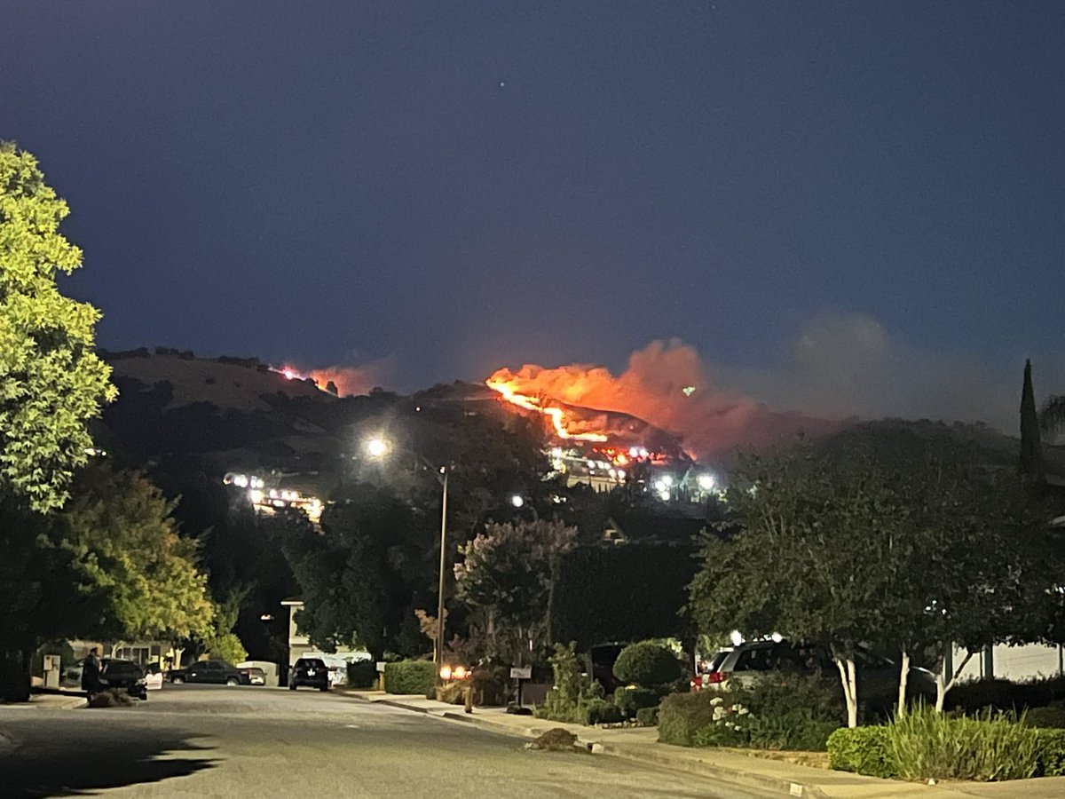 Forward progress has been halted on the Quimby Fire burning in East San Jose on Monday night, according to Cal Fire.nThe fire was at 33 acres at 10:30 p.m. with 5% containment