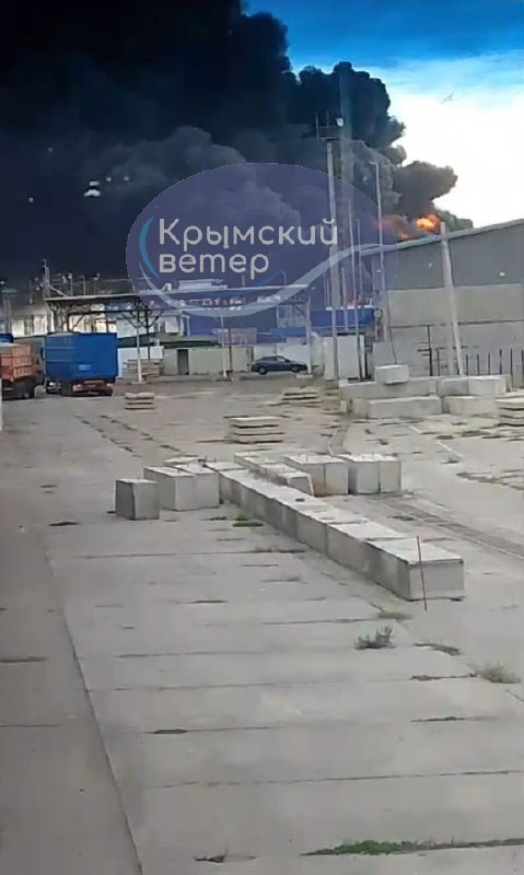 Big fire at Kavkaz port after suspected missile strike