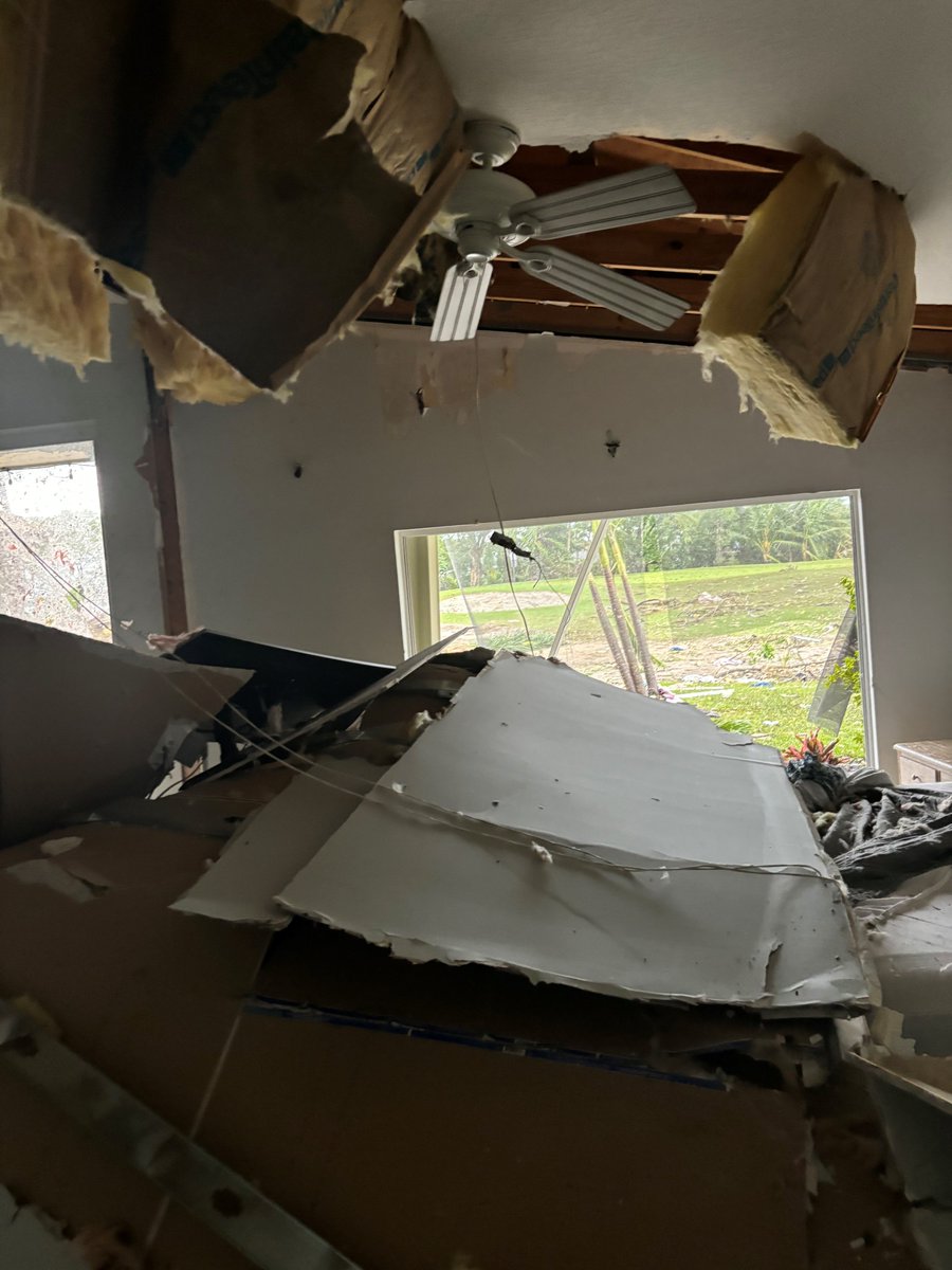 West Palm Beach, FL tornado damage late Wed