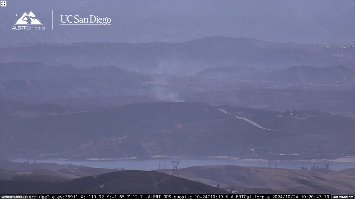 Lake Hughes. Brush fire. Lake Hughes Rd. VeronicaFire