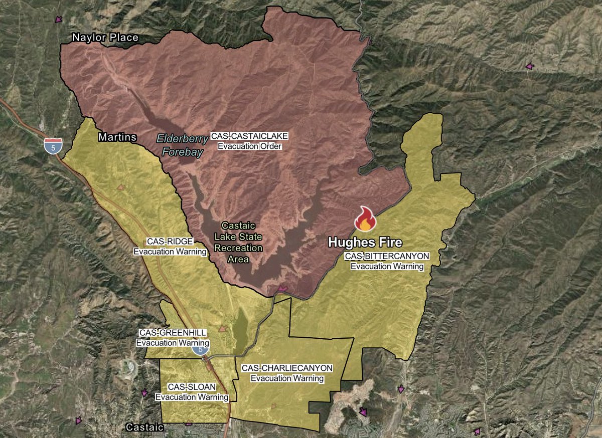 New evacuation warnings and orders for Castaic.Fire now 500  acres.