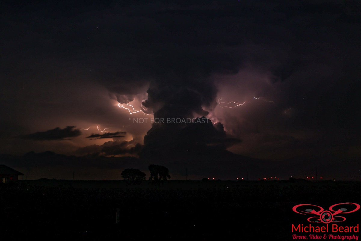 Back side of a tornado warned storm as it moved over comanche County Oklahoma, looking northeast from Chillicothe, TX