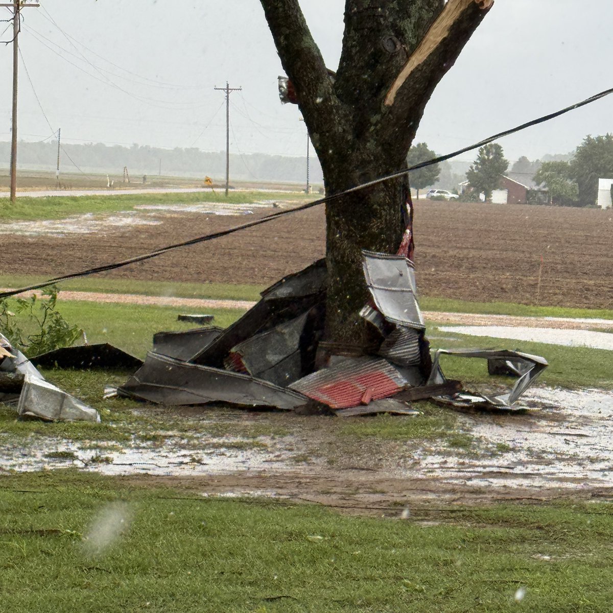 Possible tornado damage in northeast Arkansas