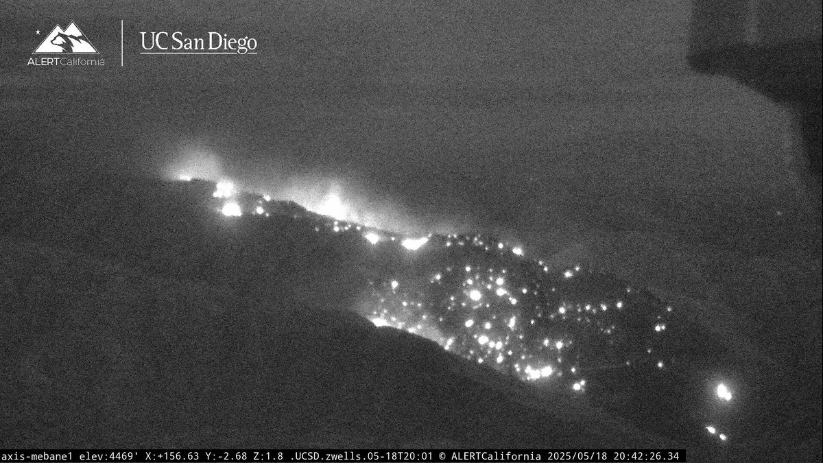 DemocratFire Highway 178, Kern County.The Fire is 450 acres, All Aircraft is released for the evening, no night flying helicopters were requested.2 LATS, 3 S2’s, and 3 Helicopters were requested