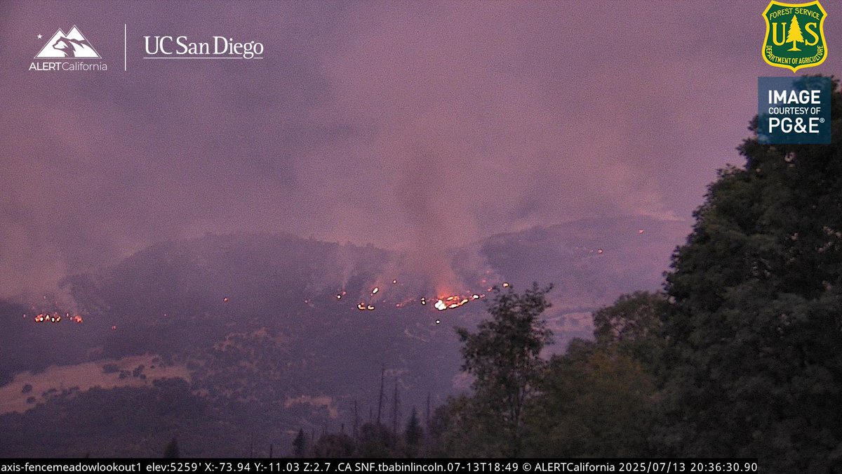 MaxFire Helco Copter 8AS, Helitanker 4PJ is Returning to Porterville, Helitanker 7PJ is returning to Paso.Copter 531 will be staying overnight, not much Activity for now.MaxFire Night Ops Aircraft Assisting.Helco Copter 8AS.Helitankers 4PJ, 7PJ, Copter 531