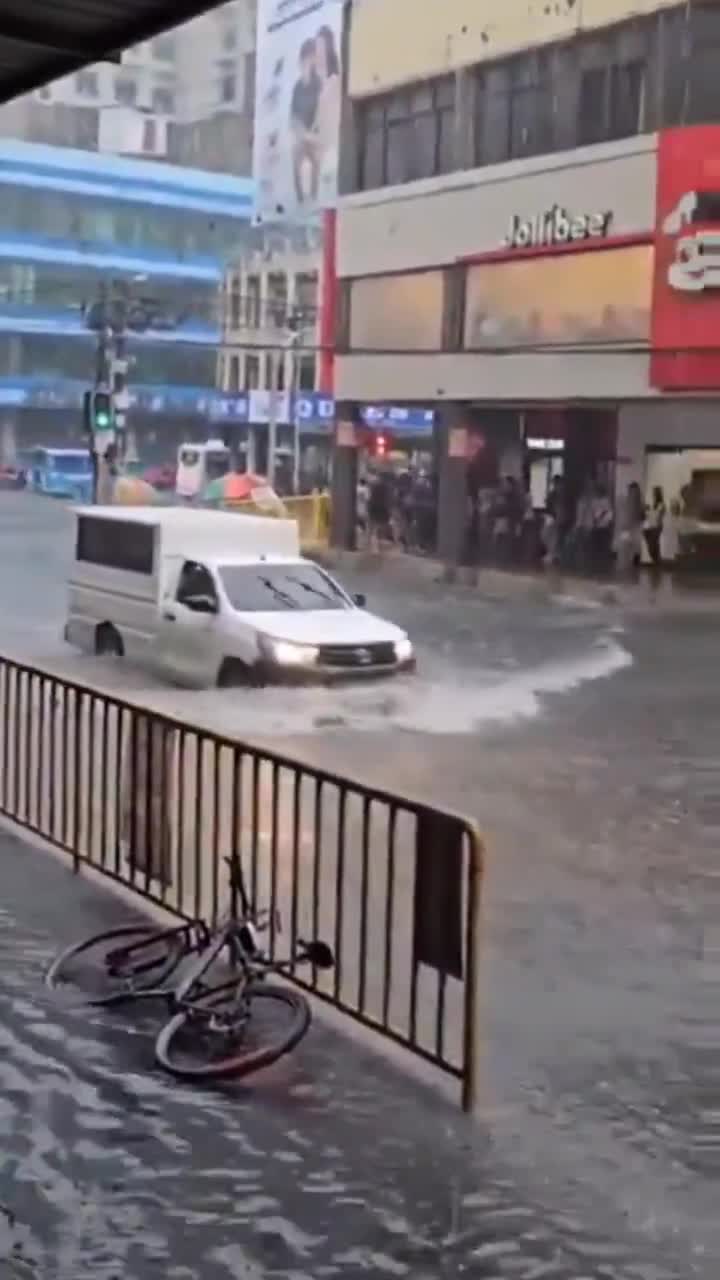 Severe flooding occurred in Cebu City, Philippines