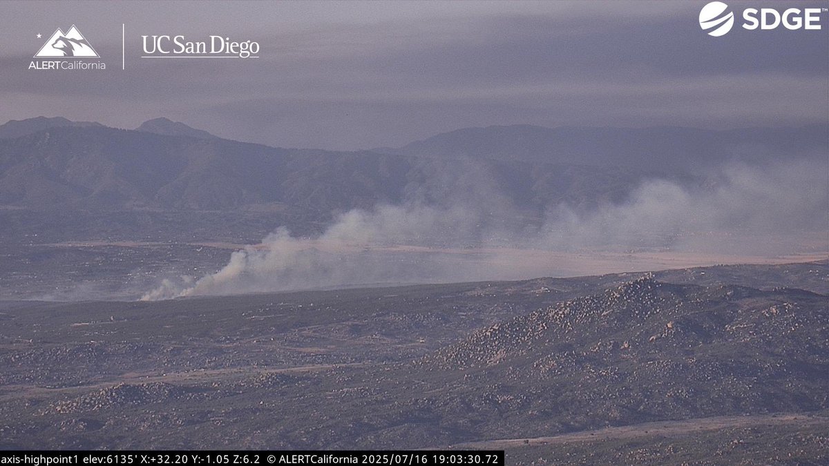 DaleFire Night Ops Aircraft Assisting.Helco Copter 8AS.Helitanker 4PJ.Copter 609.All Air Tankers and Helicopters were Released for the Evening.The DaleFire is 700 acres
