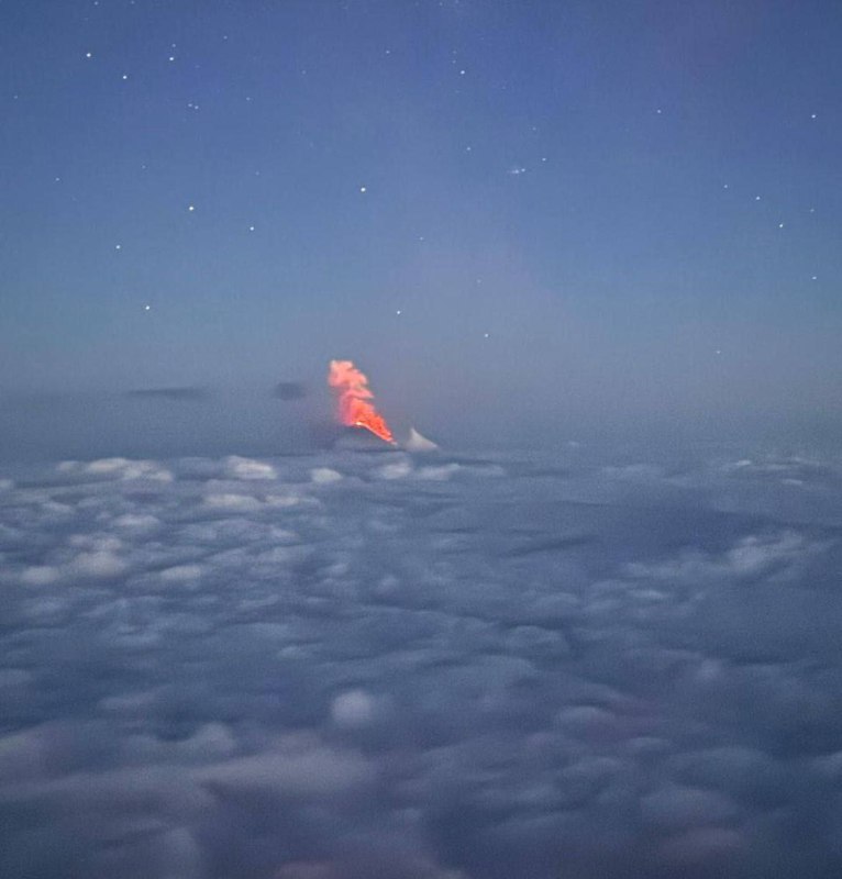 Kluchevskaya Sopka volcano erupted at Kamchatka