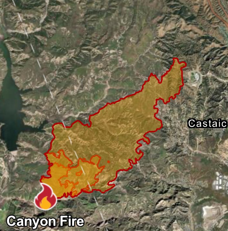 Close up look of Hasley Canyon, Castaic, Val Verde, 1 more labeled with road names other one being a satellite picture.OES Intel 24 has Mapped the CanyonFire at 4,856 acres,