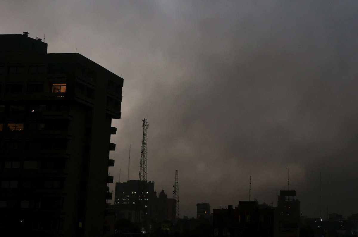 Iran's Meteorological Organization: The darkness in Tehran is caused by a combination of smoke and clouds