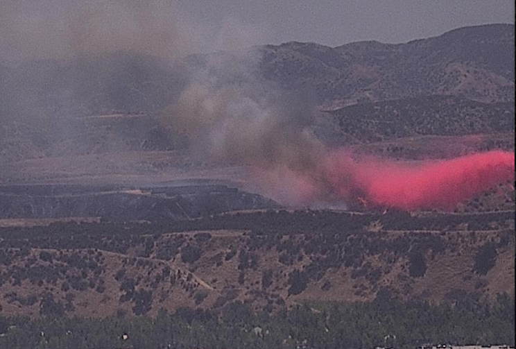 LineFire making a little run up to a ridge on the west side but tanker 40 was on it